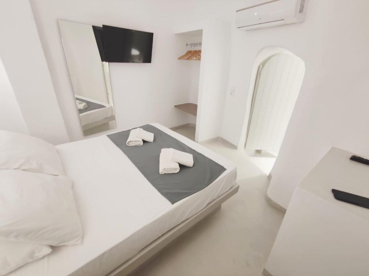 Livin Santorini - Center Rooms Santorini Island Exterior photo